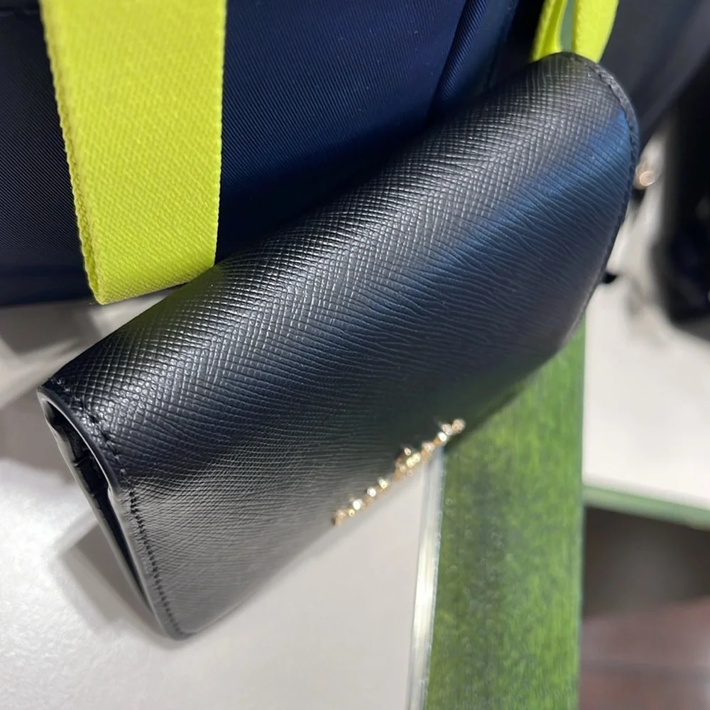 Kate Spade Madison Small Bifold Wallet
Black 
NWT - Picture 7 of 16